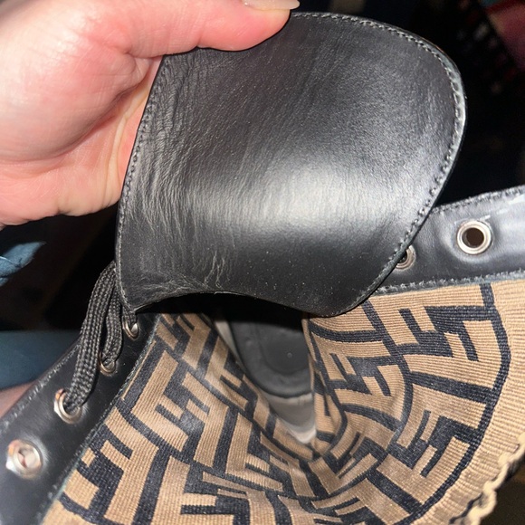 Fendi combat boots - Picture 7 of 7